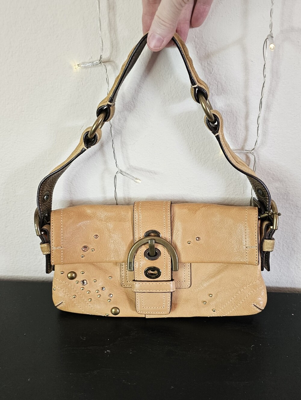 Vintage Coach Y2K Tan Studded Shoulder Bag Turn Lock Pink Lining Gold Hardware